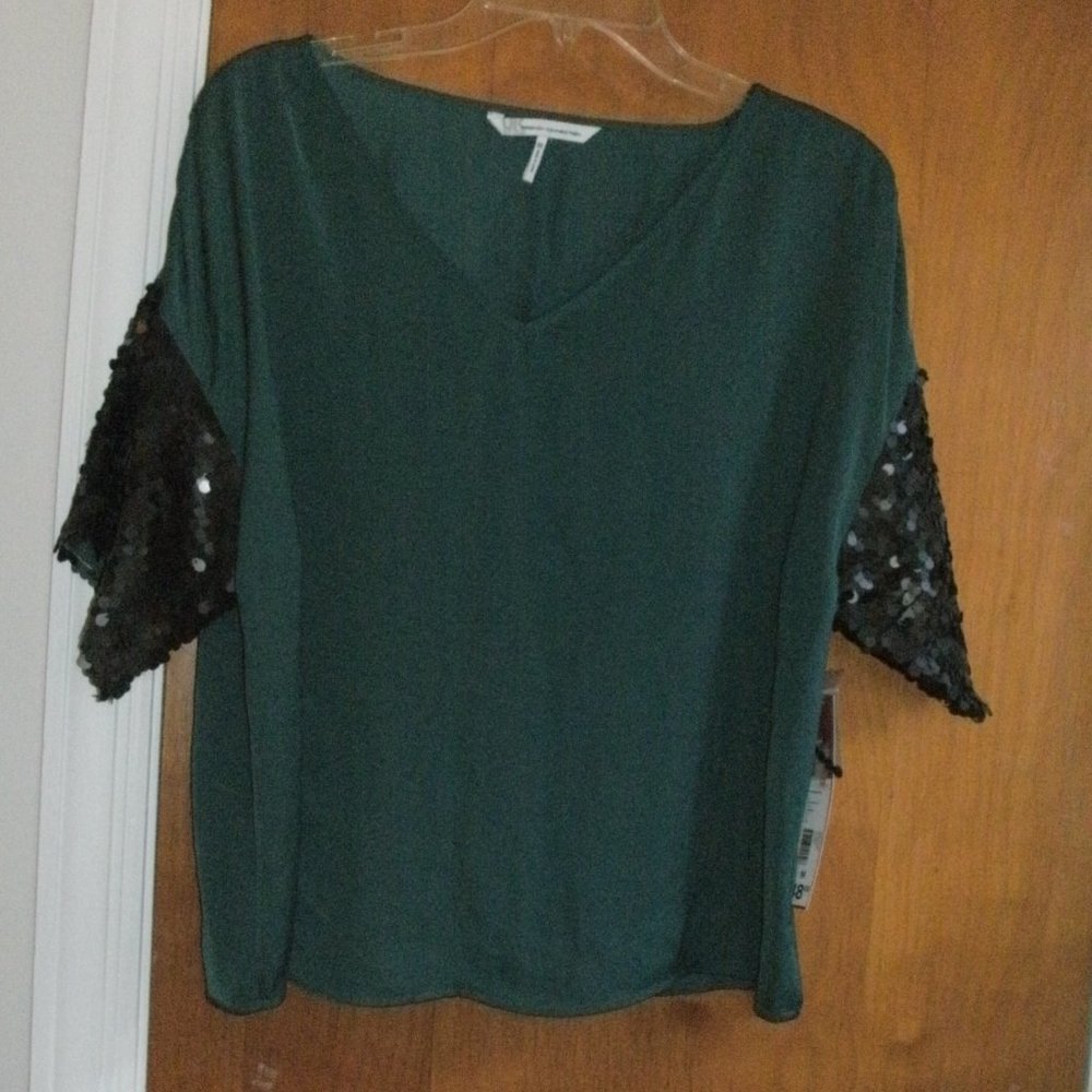 NWT French Connection Blouse Top Forest Green Black Sequined Sleeves Silky ~ M